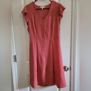 Monteau Flutter Sleeve Dress - Large